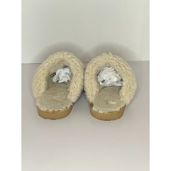 Bearpaw Girls Slippers – Tan Suede Slip-On House Shoes (Size US 3) - Picture 3 of 6
